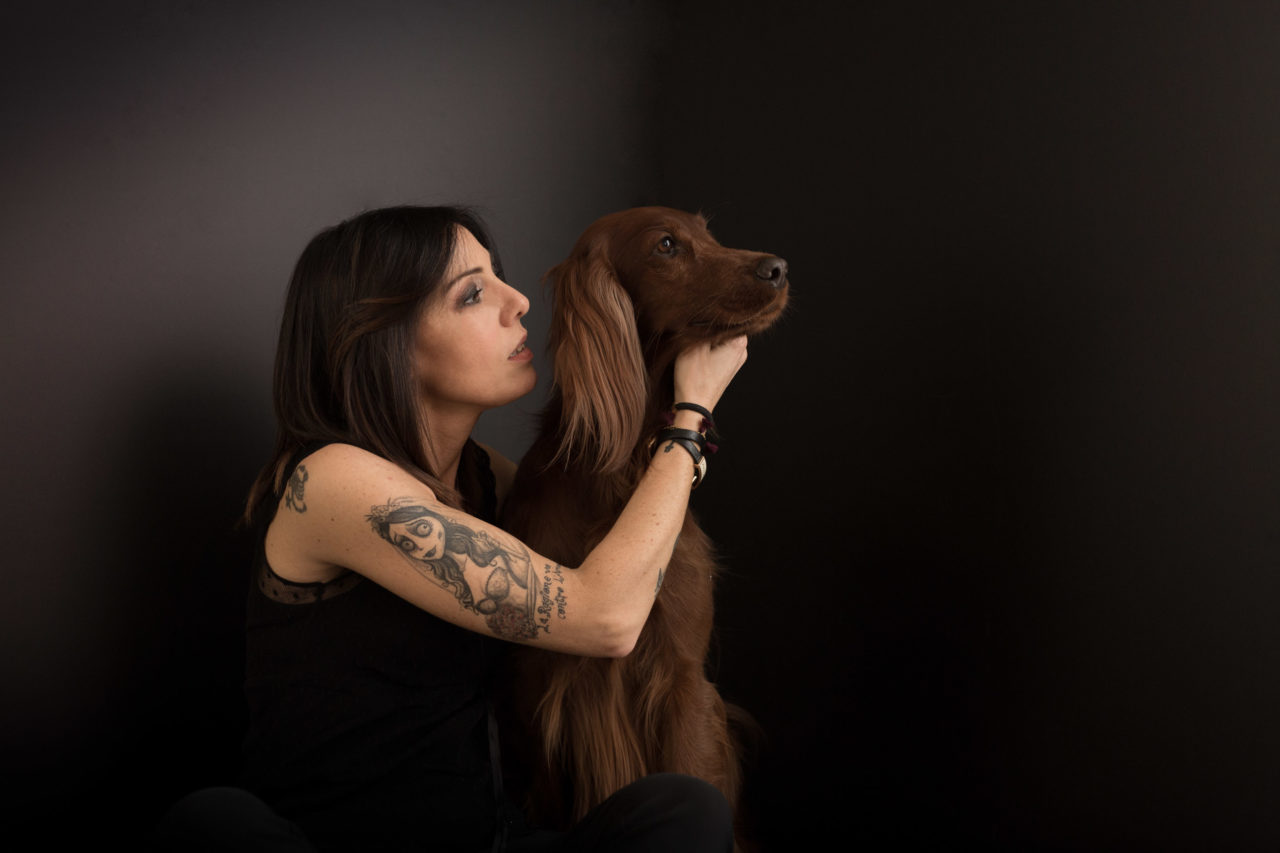 servizio fotografico specializzato animaliservizio fotografica ragazza con cane